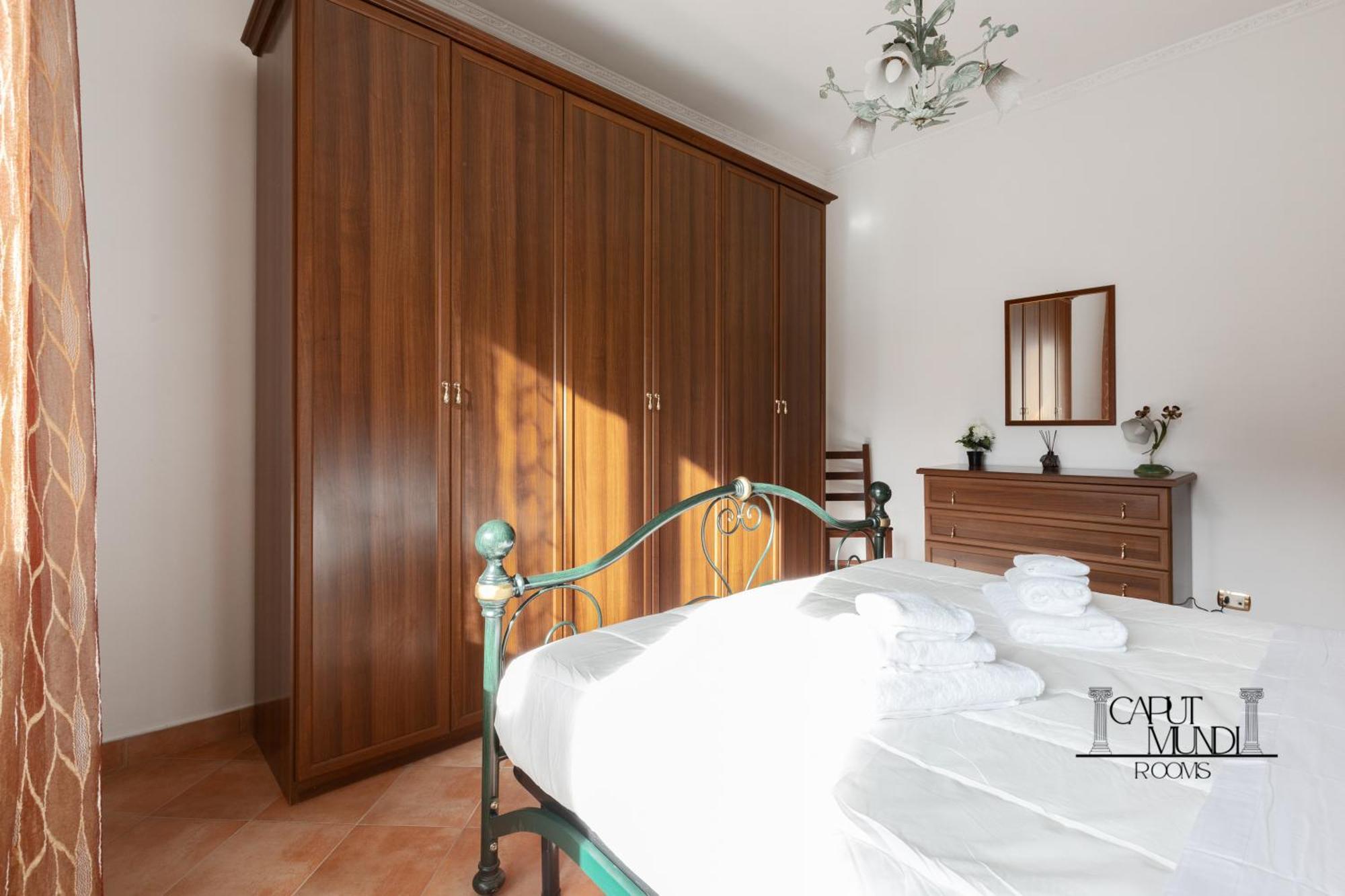 Caput Mundi Rooms - 100Mt To Metro A, Terrace, A-C, 15 Min To Center 로마 외부 사진